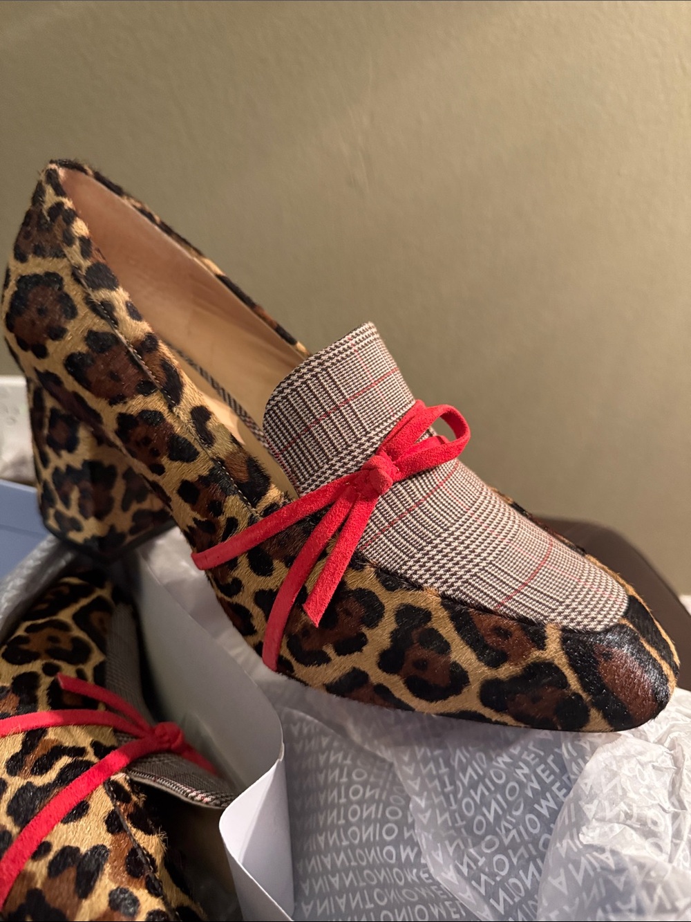 NIB $249 ANTONIO MELANI Ahmber Heeled Loafer! Sz 11